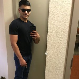 Meet your Posher, Anthony